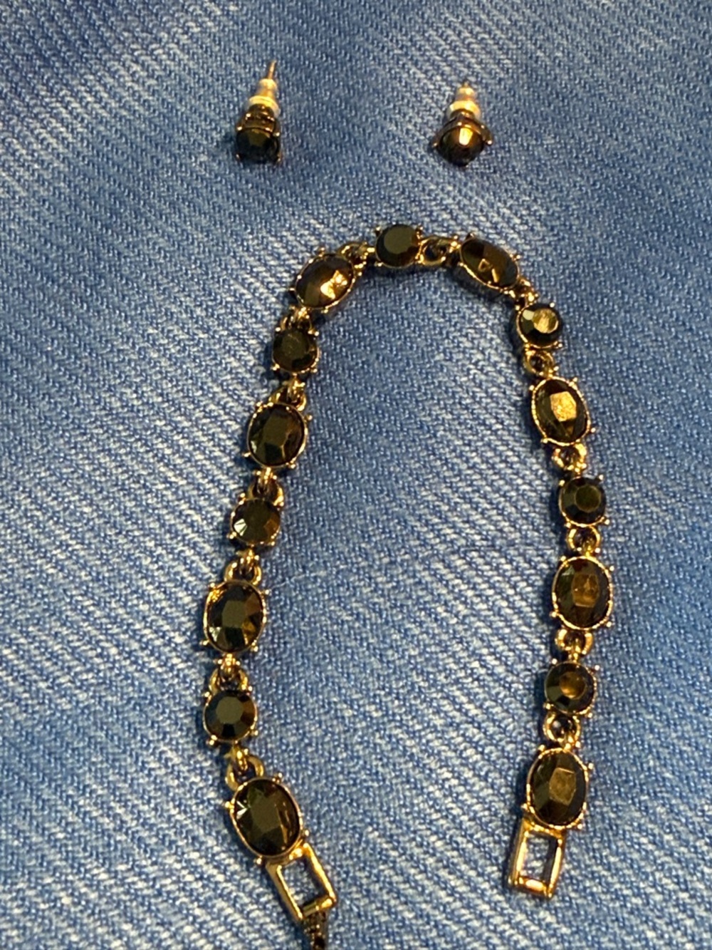 Vintage Liz Claiborne Silver Tone Bracelet and Black Crystal Stud Earrings